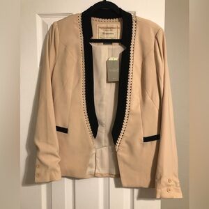 Anthropologie Cartonnier Beige & Black Trim Blazer – Small – Read Description